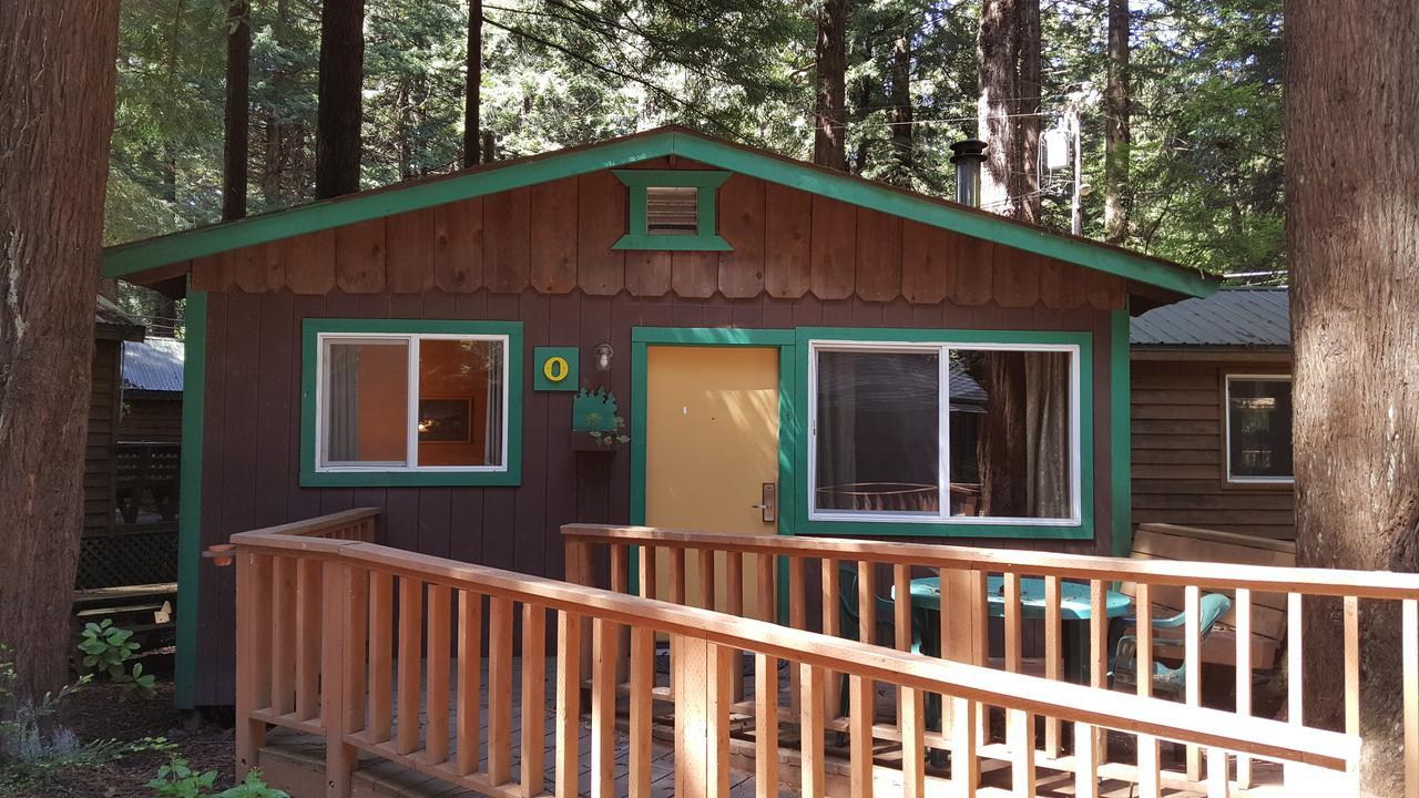 Emerald Forest Cabins Trinidad Δωμάτιο φωτογραφία