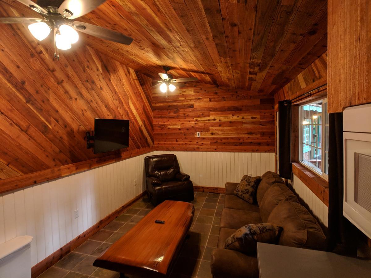 Emerald Forest Cabins Trinidad Εξωτερικό φωτογραφία